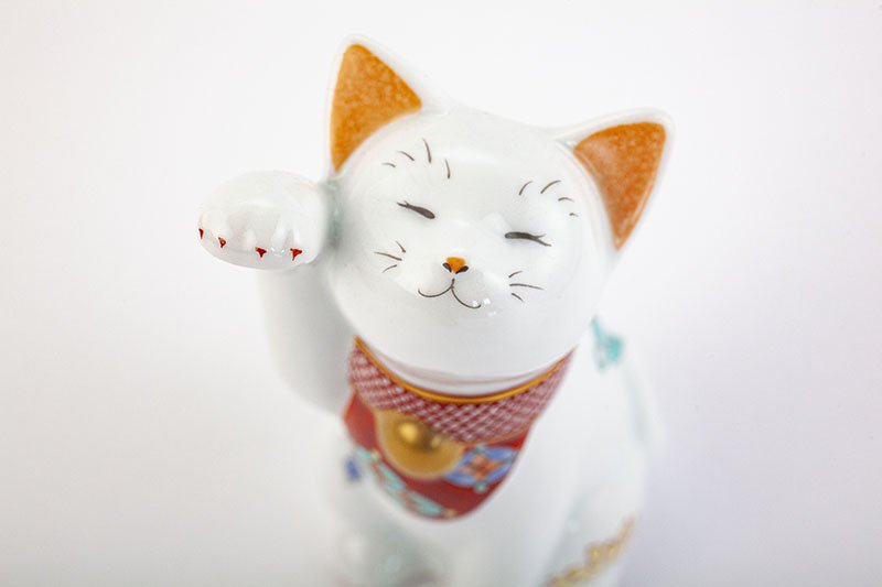 Arita Yaki(ware) Japanese Lucky Cat Figure - Chrysanthemum