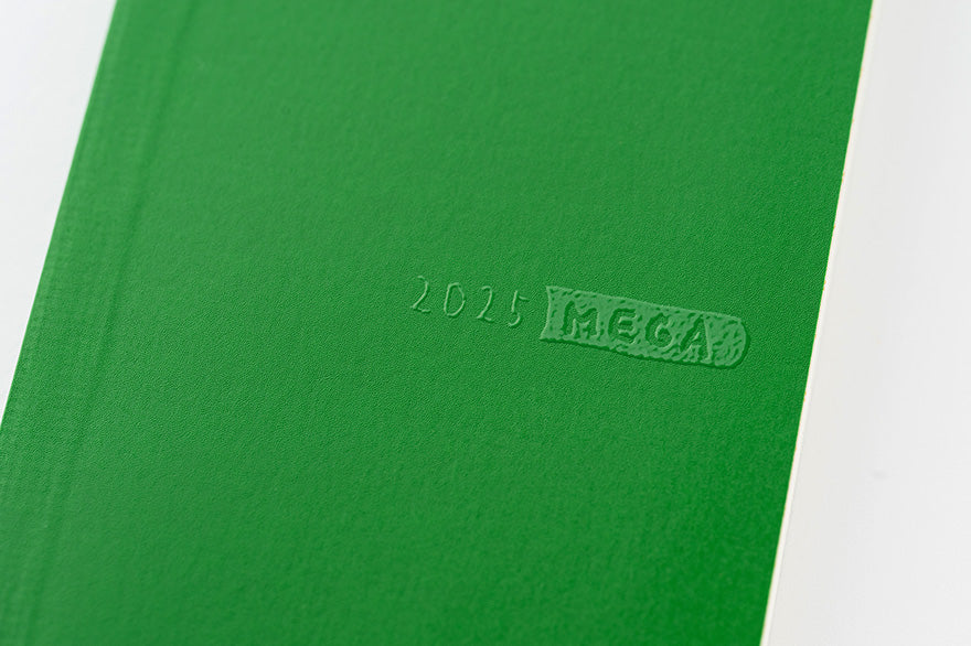 Hobonichi Weeks MEGA, Hobonichi Techo 2025 Sneaker: Leaf Green Weeks Mega Softcover Book / Weekly Horizontal / January start / Monday start - English Edition