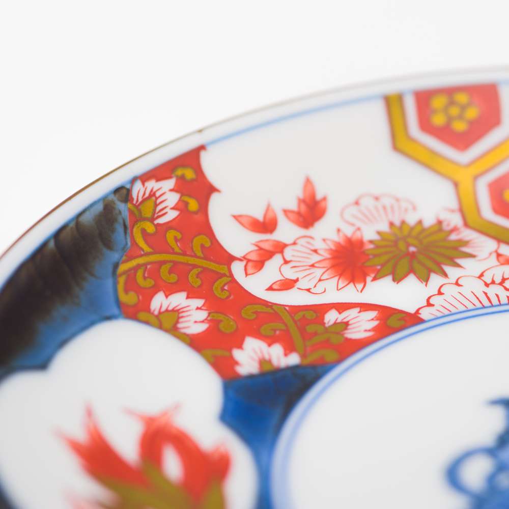 Arita Yaki(ware) Small Plate 14.5 cm (5.7 inches) - Orchid, Bamboo, Chrysanthemum and Japanese Apricot
