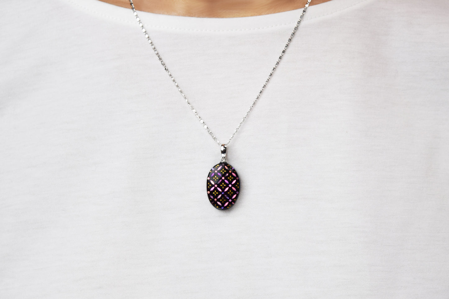 Raden Pendant Necklace - Shippo (Interlocking Circles Pattern) with 24k Gold Flower Accents / Pink Color / Small Size-, Japanese Lacquer Jewelry, Kyoto Jewelry