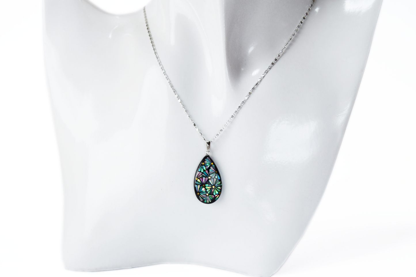 Raden Pendant Necklace -Chrysanthemum / Green Color / Small Size-, Japanese Jewelry, Kyoto Jewelry