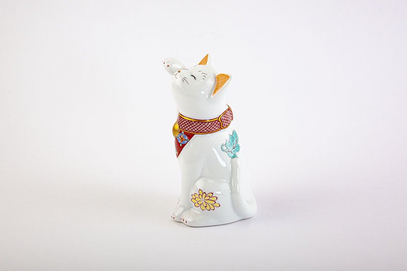 Arita Yaki(ware) Japanese Lucky Cat Figure - Chrysanthemum