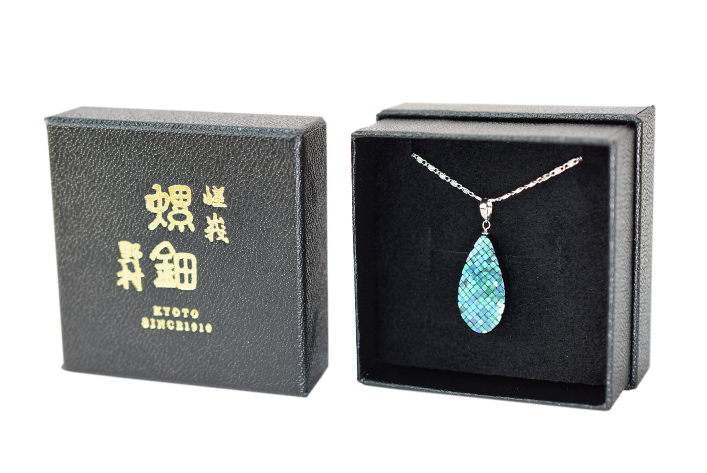 Raden Pendant Necklace - Drop / Green Color / Small Size-, Japanese Lacquer Jewelry, Kyoto Jewelry