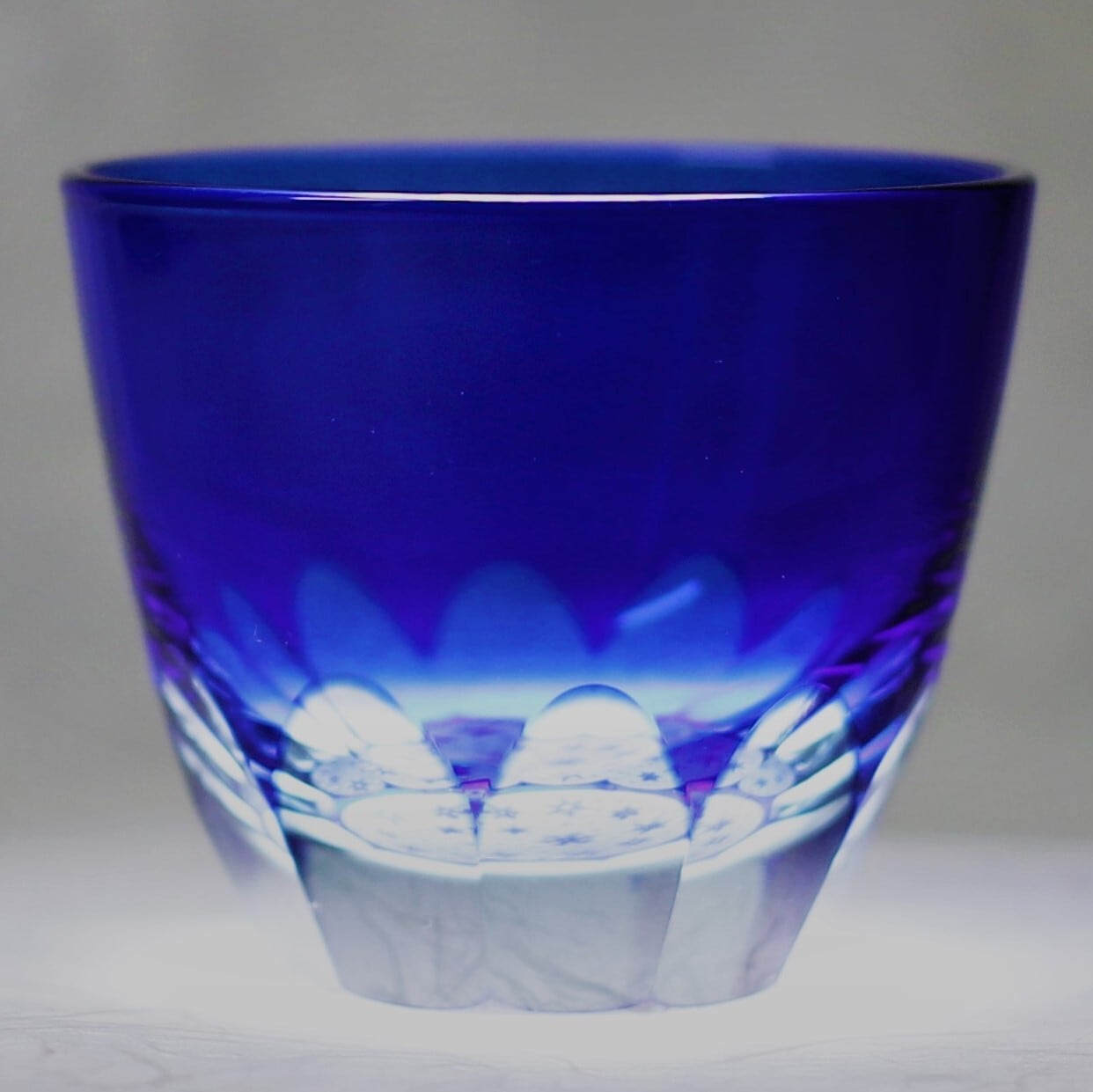 Edo Kiriko Glass Tumbler - Snow (Lapis Lazuli × Light Blue)