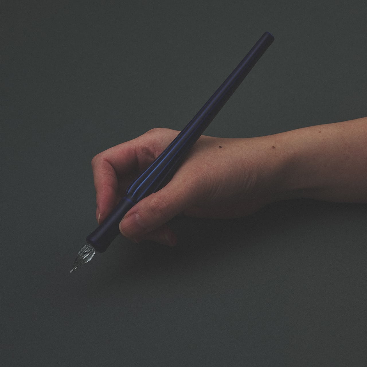 Arita Yaki(ware) Body Glass Dip Pen - Lapis Lazuli -, Japanese glass dip pen