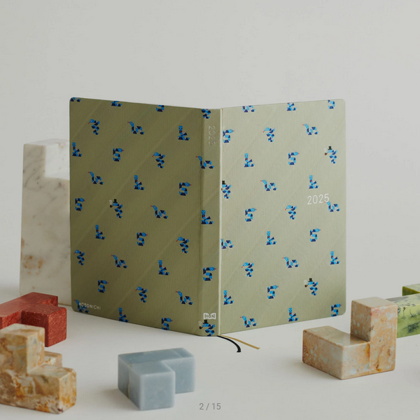 Hobonichi Techo 2025 Bow & Tie: Snake Toy HON / A5 Size / Daily / Jan start / Mon start - English Edition