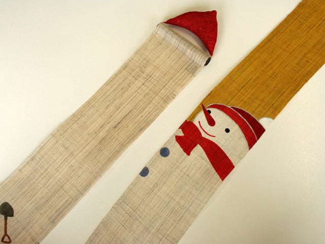 Hand-dyed Linen Japanese Narrow Tapestry - Snowman -, Kyoto Noren, Japanese wall hanging scroll