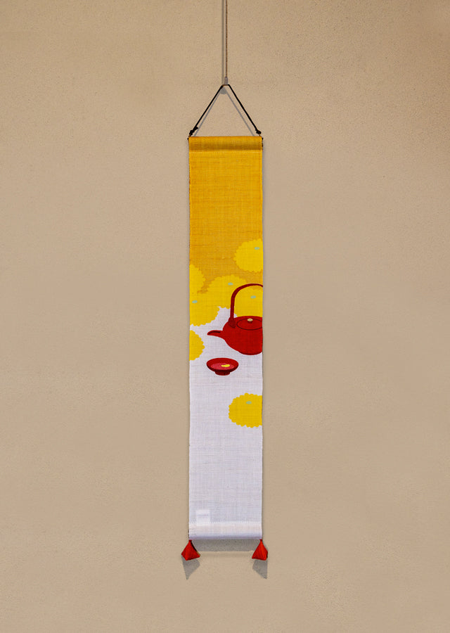 Hand-dyed Linen Japanese Small Tapestry - Kikuzake (Japanese chrysanthemum sake) -, Kyoto Noren, Japanese wall hanging scroll
