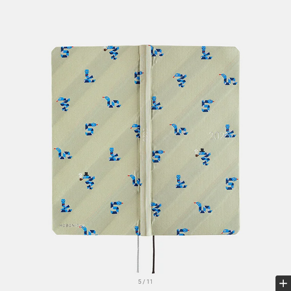 Hobonichi Techo 2025 Bow & Tie: Snake Toy Weeks Hardcover Book / Weekly Horizontal / January start / Monday start - English Edition