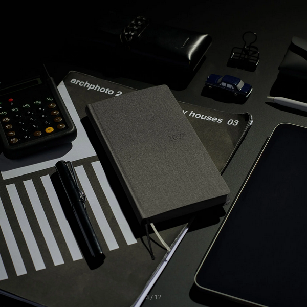Sale! Hobonichi Weeks MEGA, Hobonichi Techo 2025 Colors: Smoke Gray Weeks Mega Hardcover Book / Weekly Horizontal / January start / Monday start - English Edition