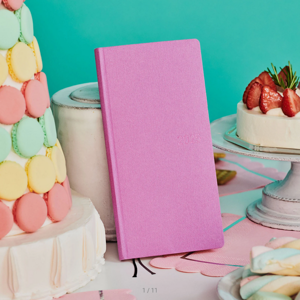 Hobonichi Techo 2025 Colors: Sweet Purple Weeks Hardcover Book / Weekly Horizontal / January start / Monday start - English Edition