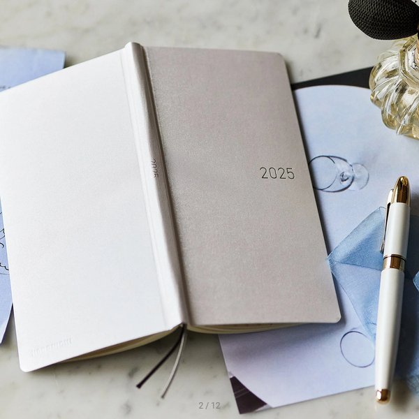 Sale! Hobonichi Techo 2025 Paper Series: Platinum White Weeks Hardcover Book / Weekly Horizontal / January start / Monday start - English Edition