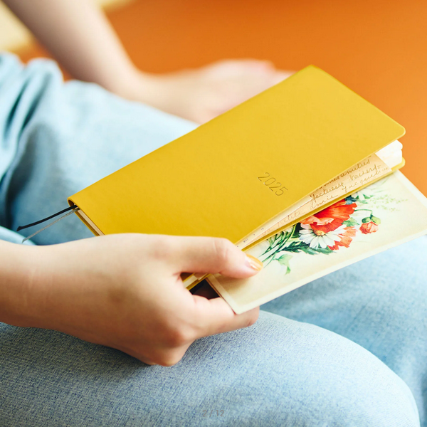 Sale! Hobonichi Techo 2025 Smooth: Mustard Weeks Softcover Book / Weekly Horizontal / January start / Monday start - English Edition