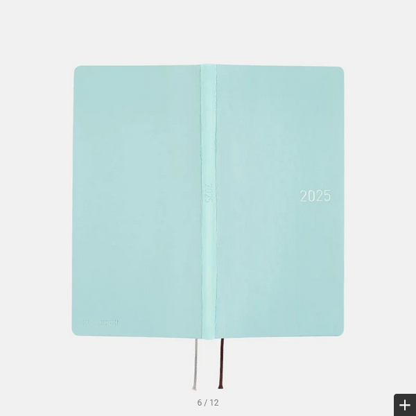 Hobonichi Techo 2025 Smooth: Vanilla Soda Weeks Softcover Book / Weekly Horizontal / January start / Monday start - English Edition
