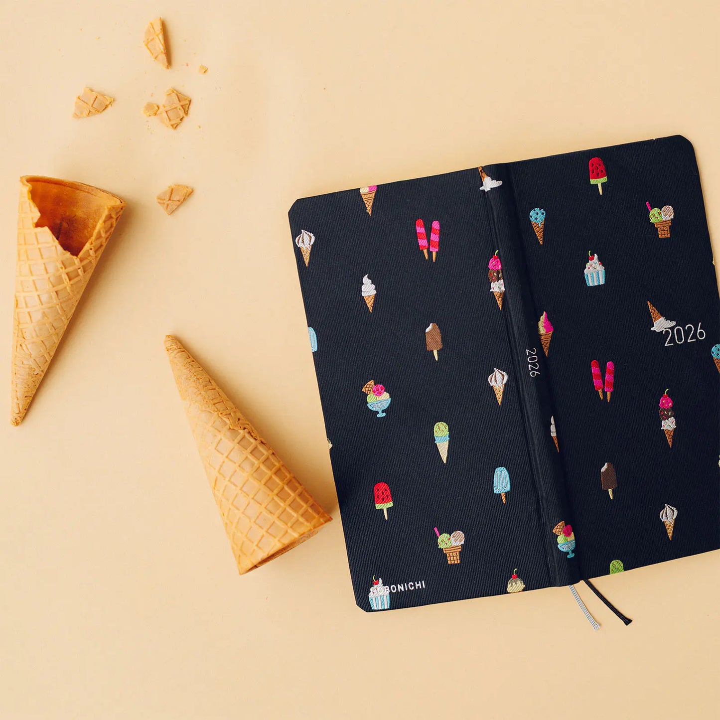 PRE-ORDER Hobonichi Techo 2026 Bow & Tie: Happy Ice Cream Weeks Hardcover Book / Weekly Horizontal / Jan start / Mon start - English Edition