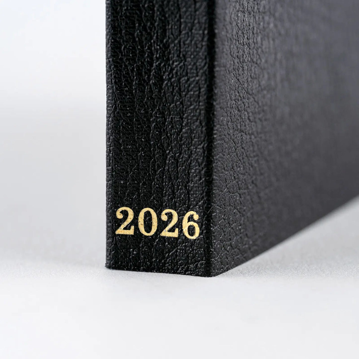PRE-ORDER Hobonichi Techo 2026 English Planner Book (January Start) A6 Size / Daily / Jan start / Mon start - English Edition
