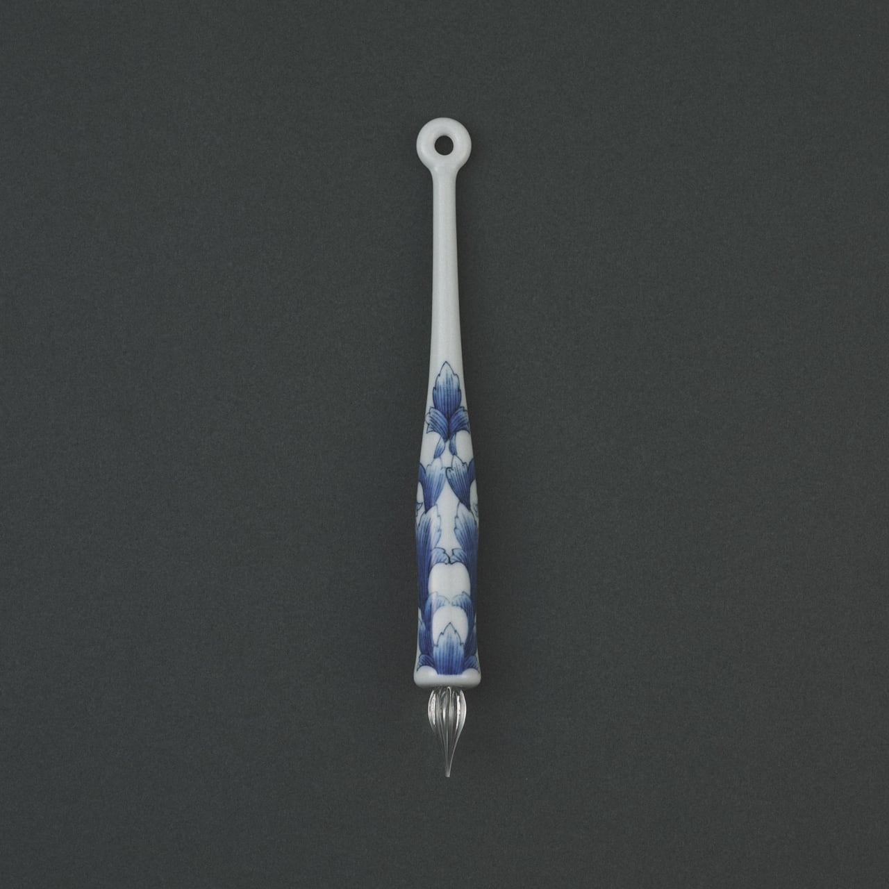 Imari Yaki(ware) Body Glass Dip Pen - White and Blue Flower Pattern -, Japanese glass dip pen