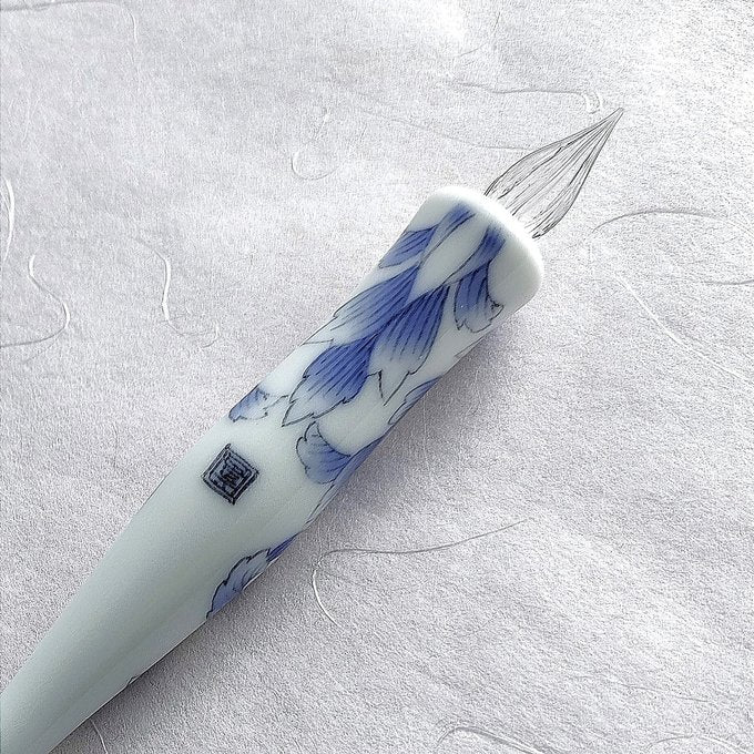 Imari Yaki(ware) Body Glass Dip Pen - White and Blue Flower Pattern -, Japanese glass dip pen