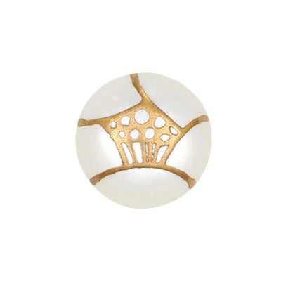 Maki-e Urushi Lacquer Pendant Necklace - White South Sea Pearl Shell / Camellia / White -, Traditional Japanese Urushi Lacquer Jewelry