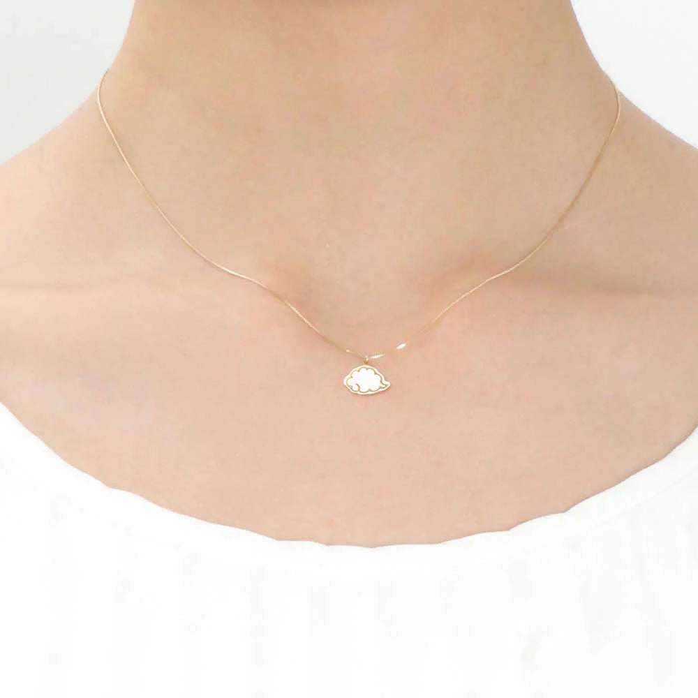 Maki-e Urushi Lacquer Pendant Necklace - White South Sea Pearl Shell / Auspicious Cloud -, Traditional Japanese Urushi Lacquer Jewelry