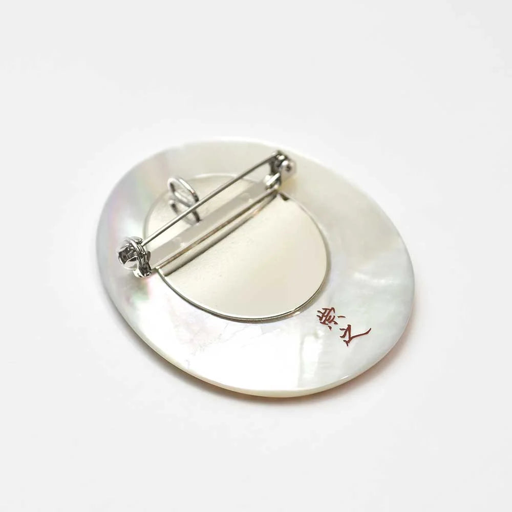 Maki-e Urushi Lacquer Brooch - White South Sea Pearl Shell / Frame Design -, Traditional Japanese Urushi Lacquer Jewelry