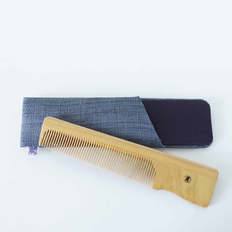 Japanese Akane (Madder) Comb with Hand Woven Linen Case, Handmade in Kyoto, Japan, Japanese traditional hair comb