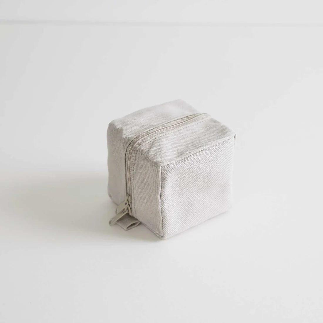 Kurashiki Hampu Canvas Pouch - S Size / Grayish White -, Japanese canvas pouch