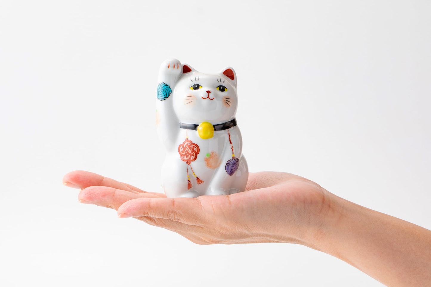 Kutani Yaki(ware) Japanese Maneki-Neko (Beckoning Cat) Figure - Mizuhiki(Traditional Japanese Decorative Knot Tying) / Black -, Japanese lucky cat figure