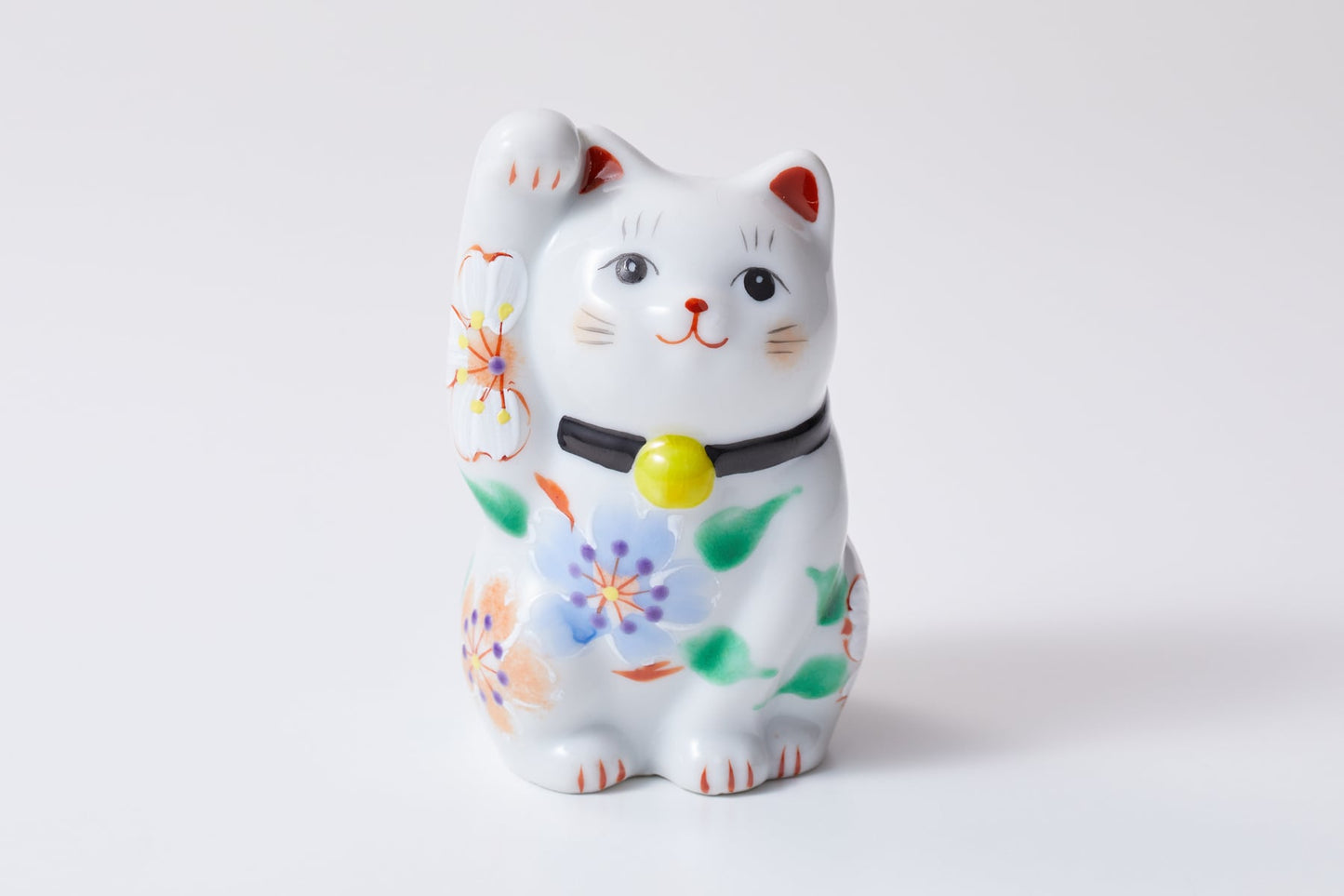 Kutani Yaki(ware) Japanese Maneki-Neko (Beckoning Cat) Figure - Flower / Blue -, Japanese lucky cat figure