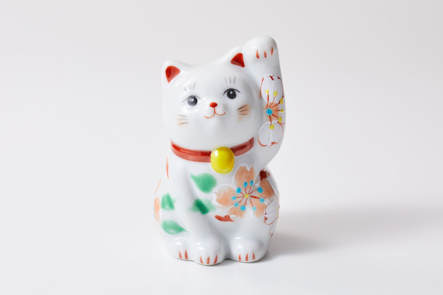 Kutani Yaki(ware) Japanese Maneki-Neko (Beckoning Cat) Figure - Flower / Red -, Japanese lucky cat figure