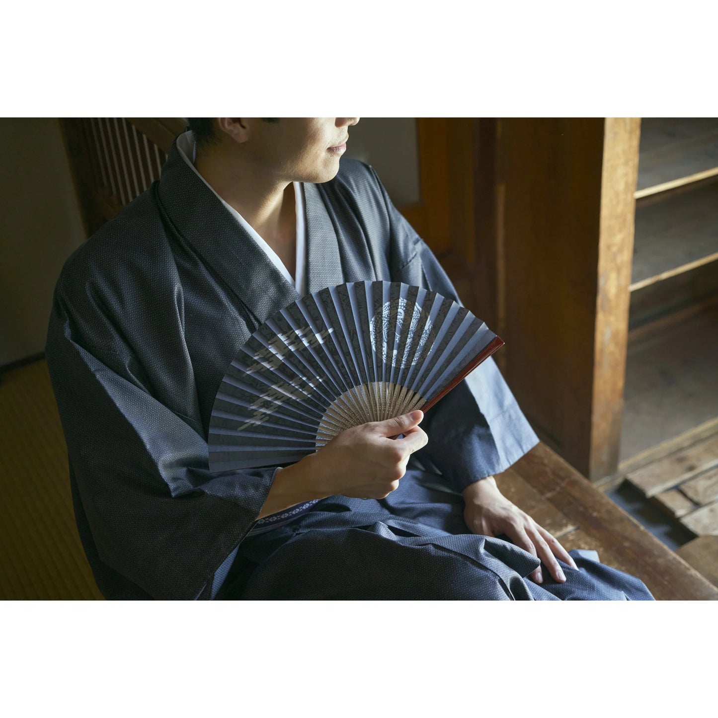 Kyo-sensu (Japanese folding fan) for Men - Kyo Karakami / Dragon - , Made in Kyoto, Japan , Kyoto sensu