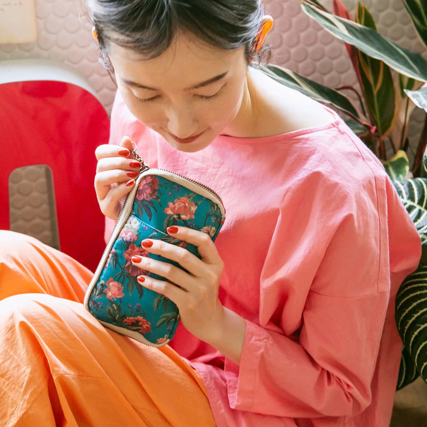 Liberty Fabrics: Decadent Blooms Small Drawer Pouch, Hobonichi Small Drawer Pouch