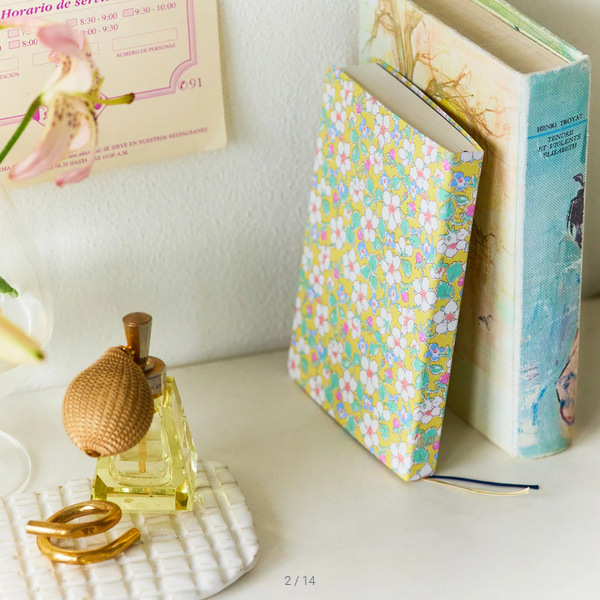 Sale! Hobonichi Techo 2025 Liberty Fabrics: Paysanne Blossom HON / A6 Size / Daily / Jan start / Mon start - English Edition