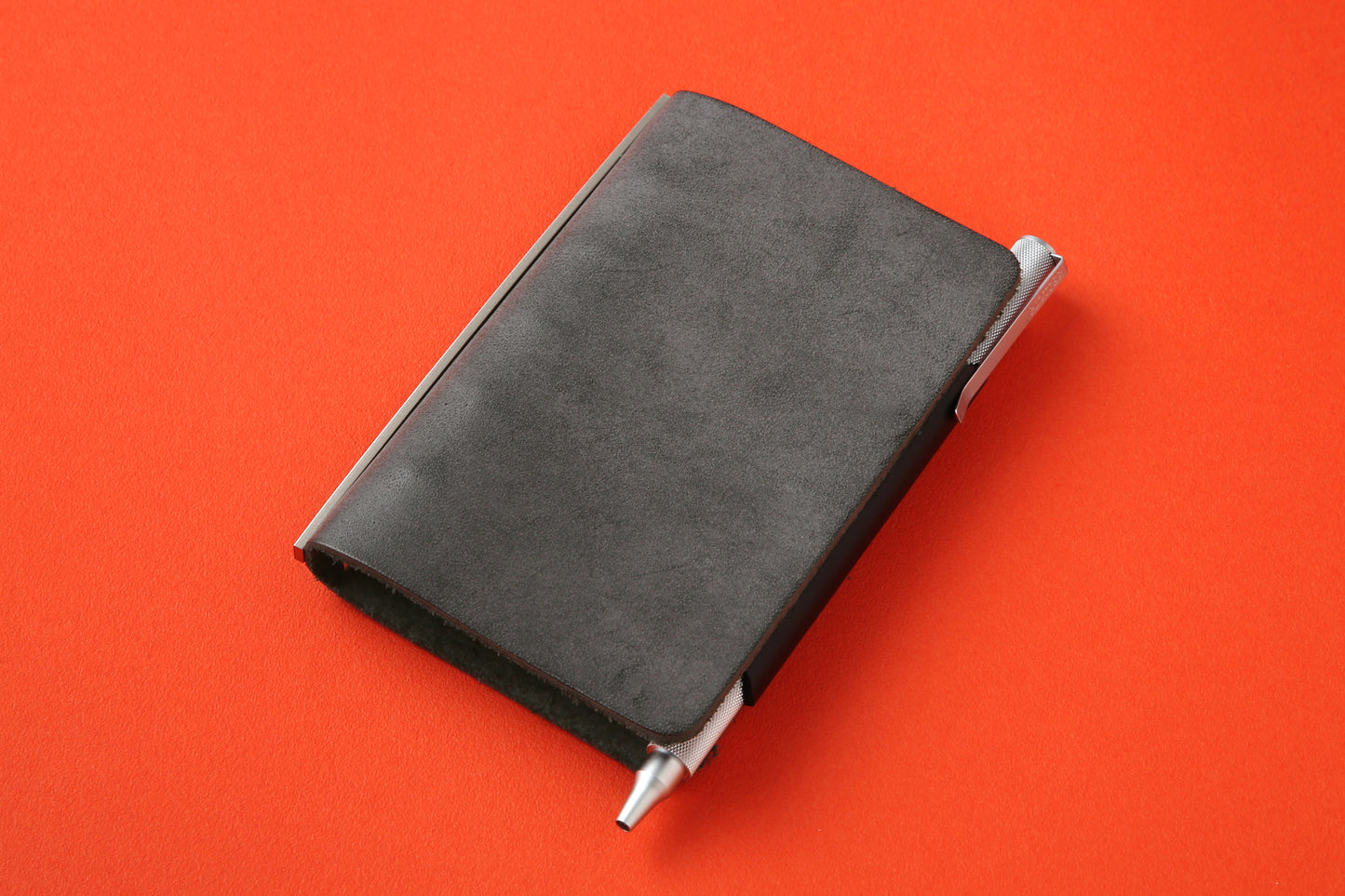 PLOTTER Leather Penholder with Lifter PLT0011 (Mini 5 Size)