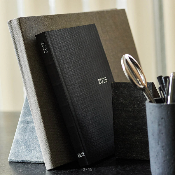 Sale! Hobonichi Techo 2025 Paper Series: Black Gingham HON / A5 Size / Daily / Jan start / Mon start - English Edition