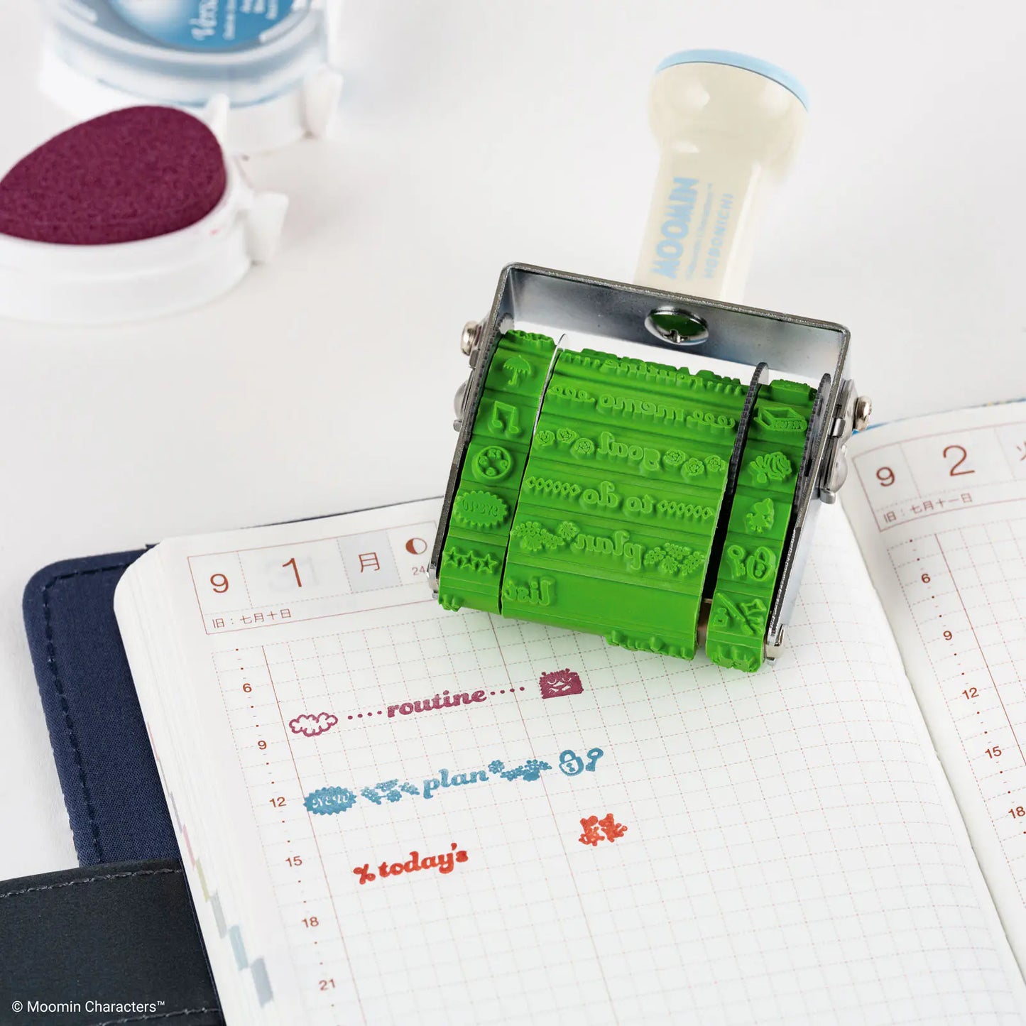 PRE-ORDER Sanby x Hobonichi: Rotating Stamp for the Techo - Moomin , 2026 Hobonichi Accessories