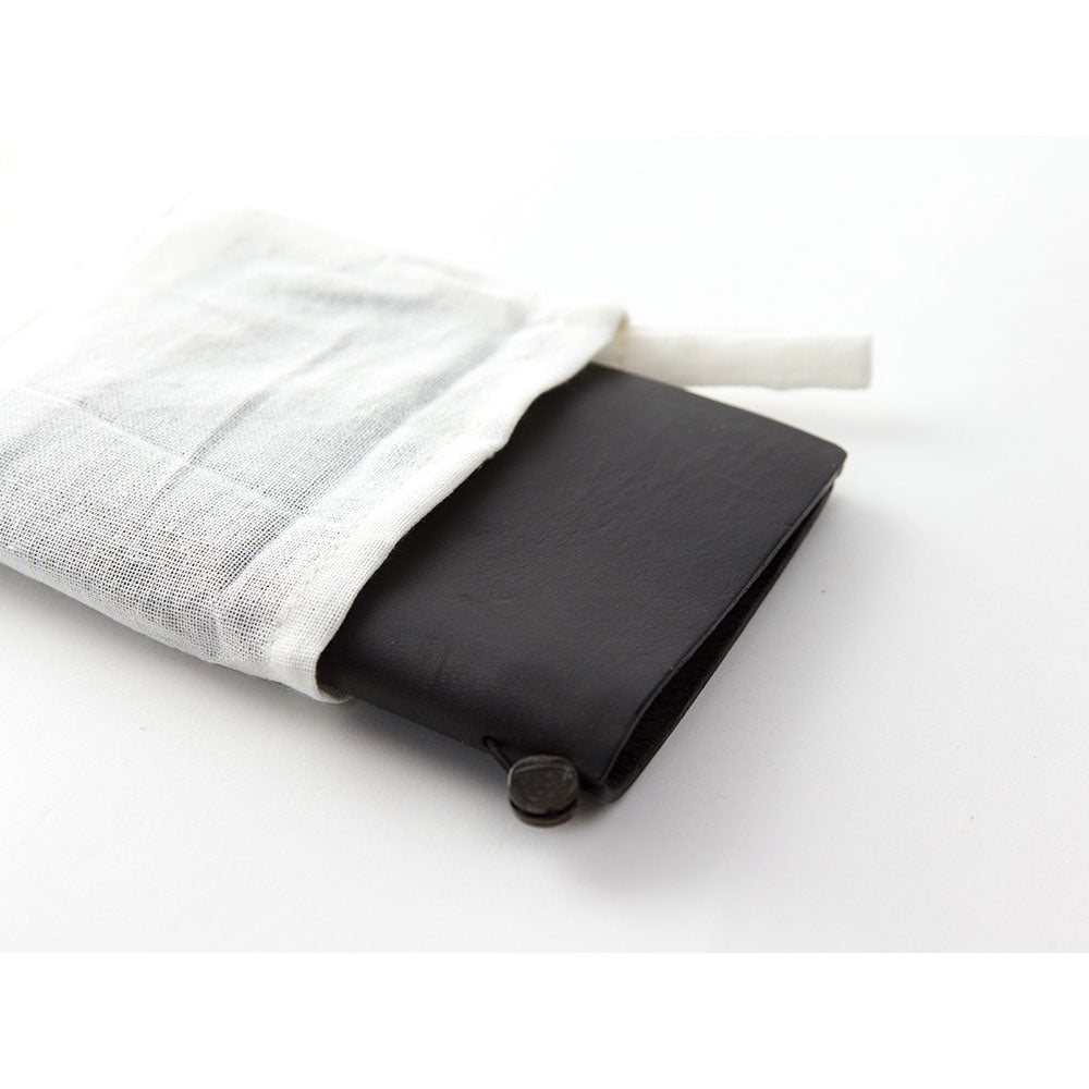 TRAVELER'S COMPANY TRAVELER'S notebook Starter Kit - Passport Size / Black -