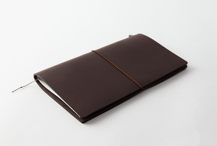 TRAVELER'S COMPANY TRAVELER'S notebook Starter Kit - Regular Size / Brown -