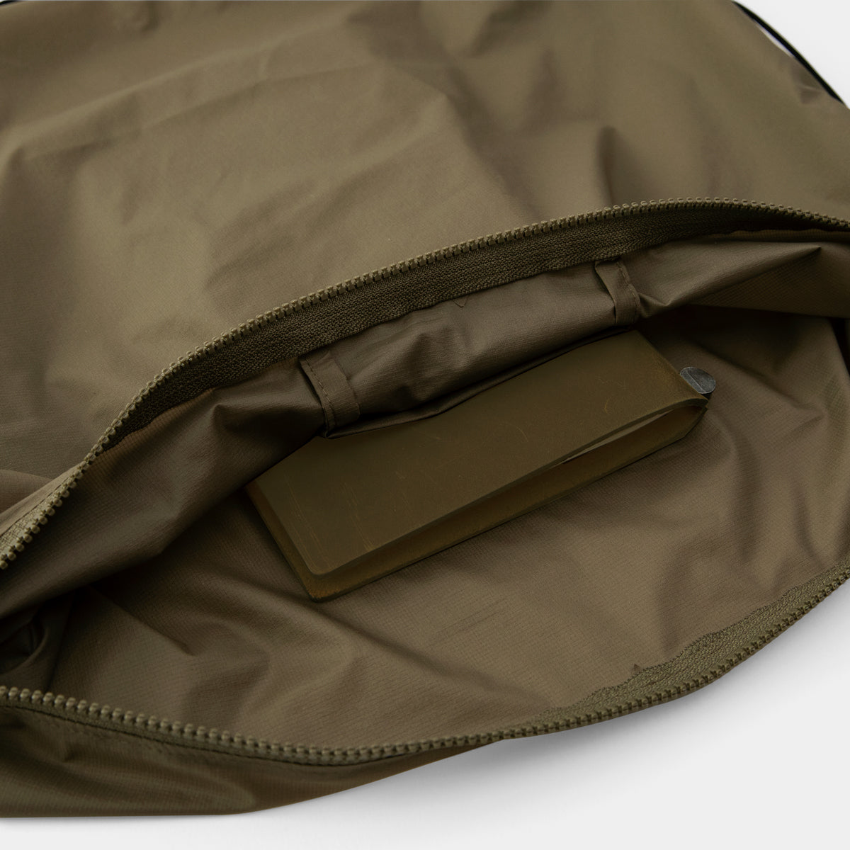 TRAVELER'S COMPANY Traveler's Factory x TO&FRO Shoulder Bag - Medium Size / Olive -