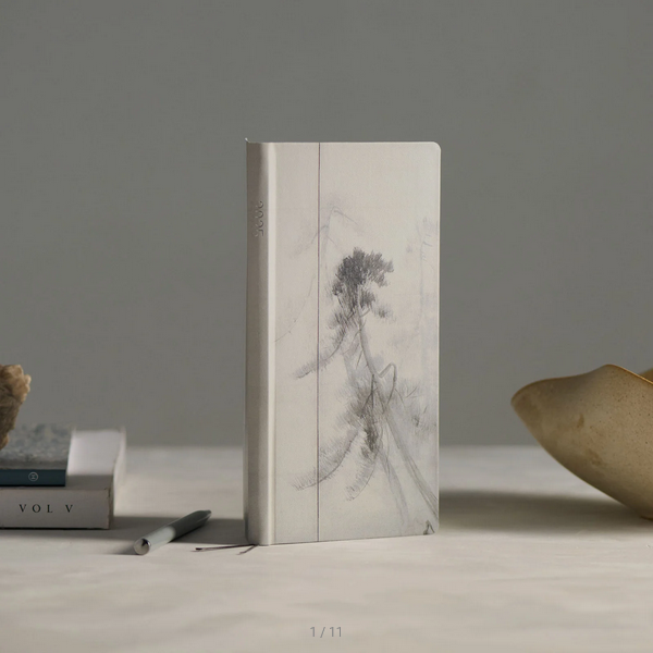 Hobonichi Techo 2025 Spring April Start - Tokyo National Museum: Hasegawa Tohaku - Pine Forest Weeks Hardcover Book / Weekly Horizontal / Mon start - Japanese Edition -