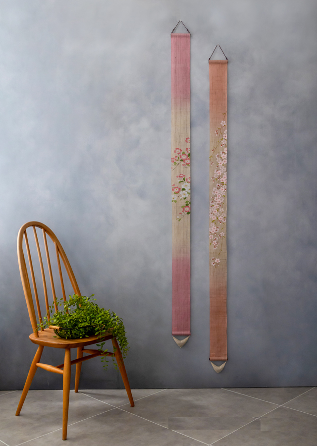 Hand-dyed Linen Japanese Narrow Tapestry - Dogwood -, Kyoto Noren, Japanese wall hanging scroll