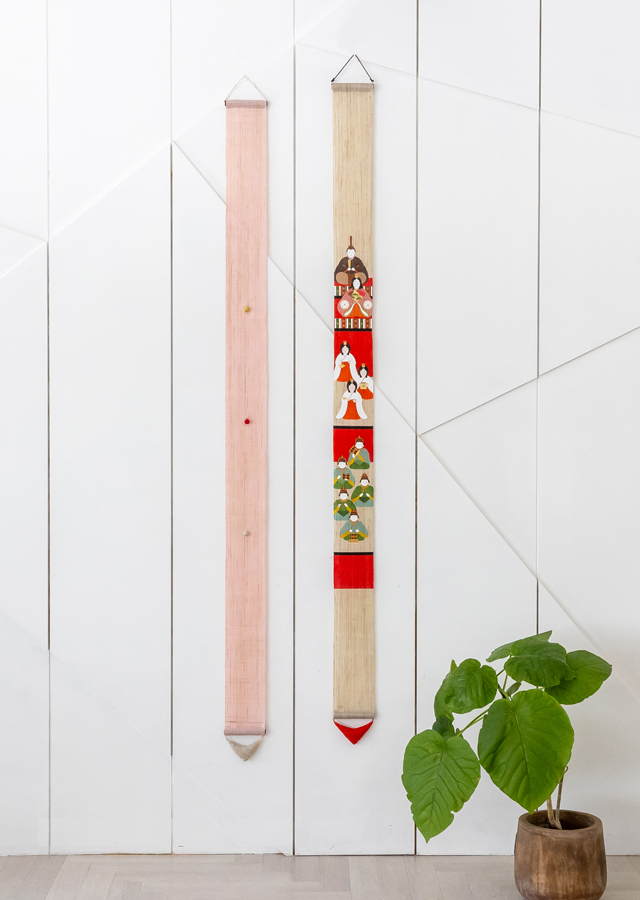 Hand-drawn and Hand-dyed Linen Japanese Narrow Tapestry - Hina Dolls -, Kyoto Noren, Japanese wall hanging scroll