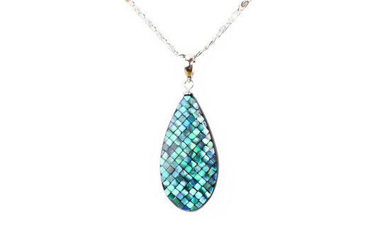 Raden Pendant Necklace - Drop / Green Color / Small Size-, Japanese Lacquer Jewelry, Kyoto Jewelry
