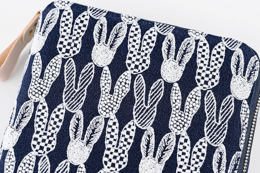 minä perhonen: pomppia (Navy) [Hobonichi Cousin (A5) Techo Cover