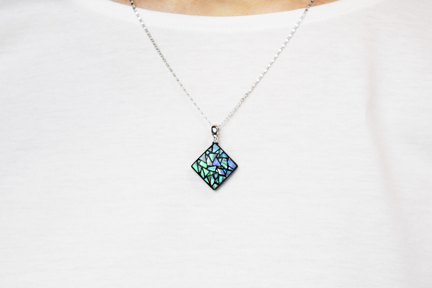 Raden Pendant Necklace - Stained Glass Style / Green Color / Medium Size-, Japanese Lacquer Jewelry, Kyoto Jewelry