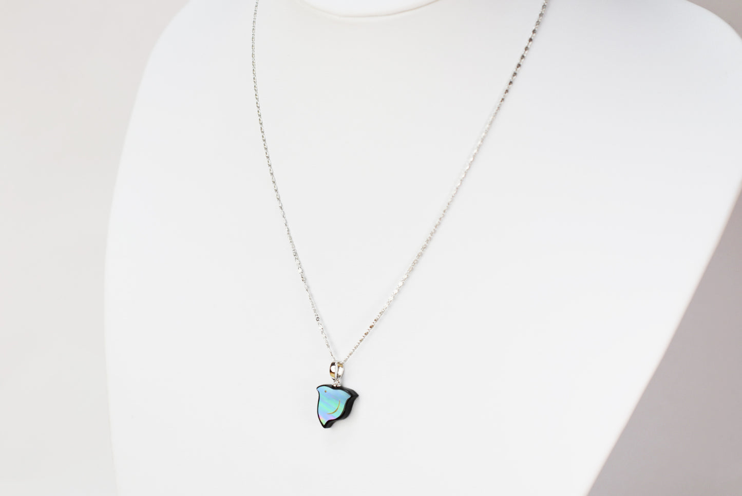 Raden Pendant Necklace -Plover / Medium Size-, Japanese Lacquer Jewelry, Kyoto Jewelry