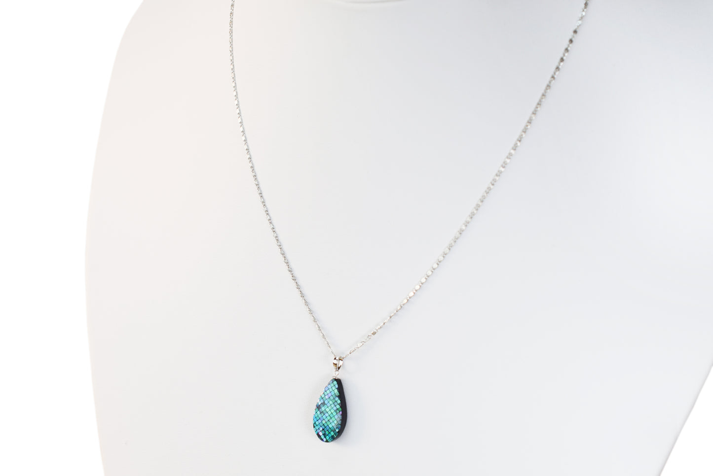 Raden Pendant Necklace - Drop / Green Color / Small Size-, Japanese Lacquer Jewelry, Kyoto Jewelry