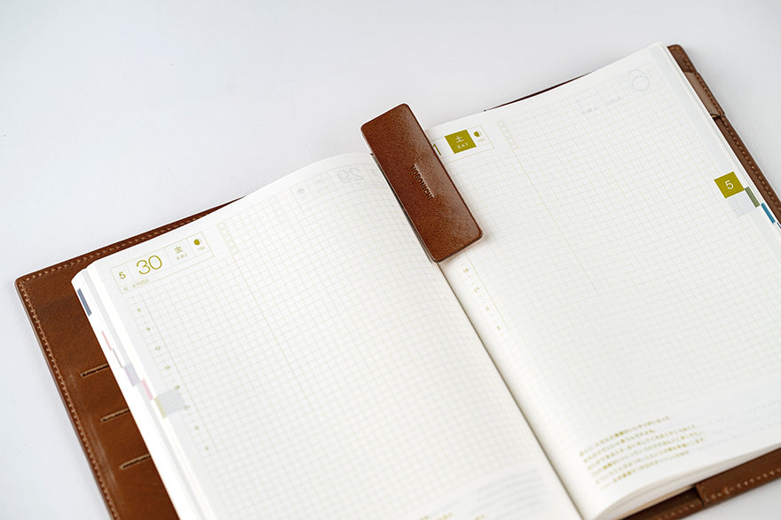 Leather: Taut (Brown) [Hobonichi Cousin (A5) Techo Cover] (Cover Only)