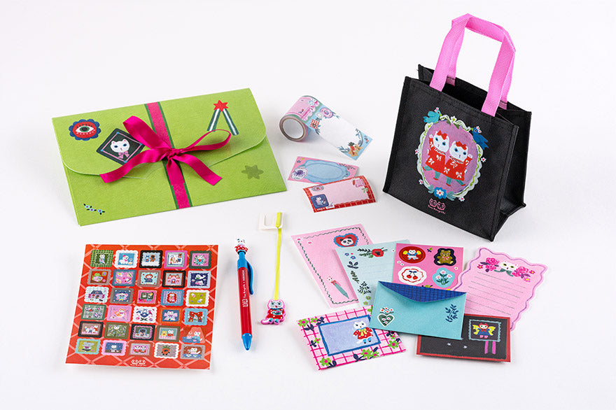 Hobonichi Techo 2026 Yumi Kitagishi: White Cat’s Daily Life A5 Cousin Size Cover (Cover Only)