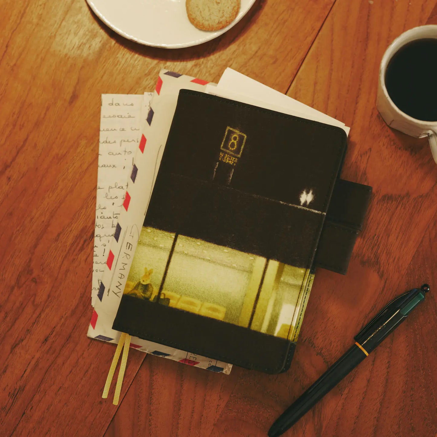 Akiko Miyakoshi: An Airport at Night [Hobonichi Original (A6) Techo Cover] (Cover Only)